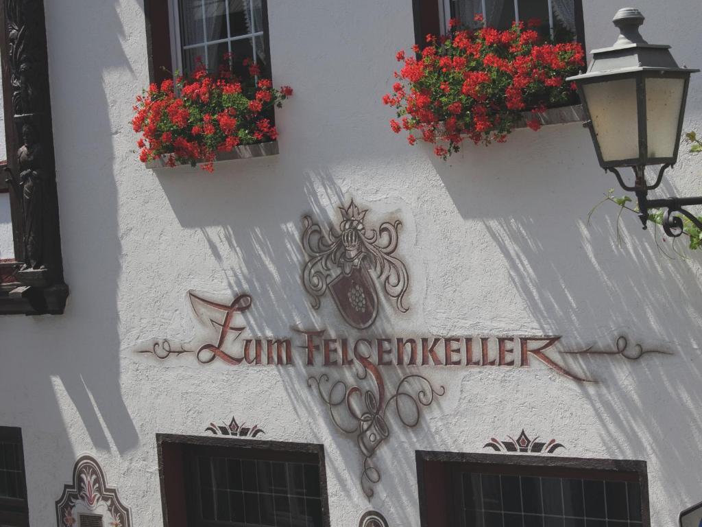 Hotel Felsenkeller Рюдесхайм-на-Рейне Экстерьер фото